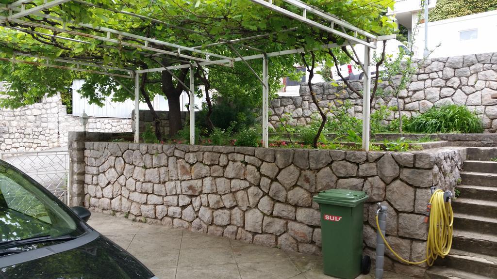 Helen Apartments ツリクヴェニツァ エクステリア 写真